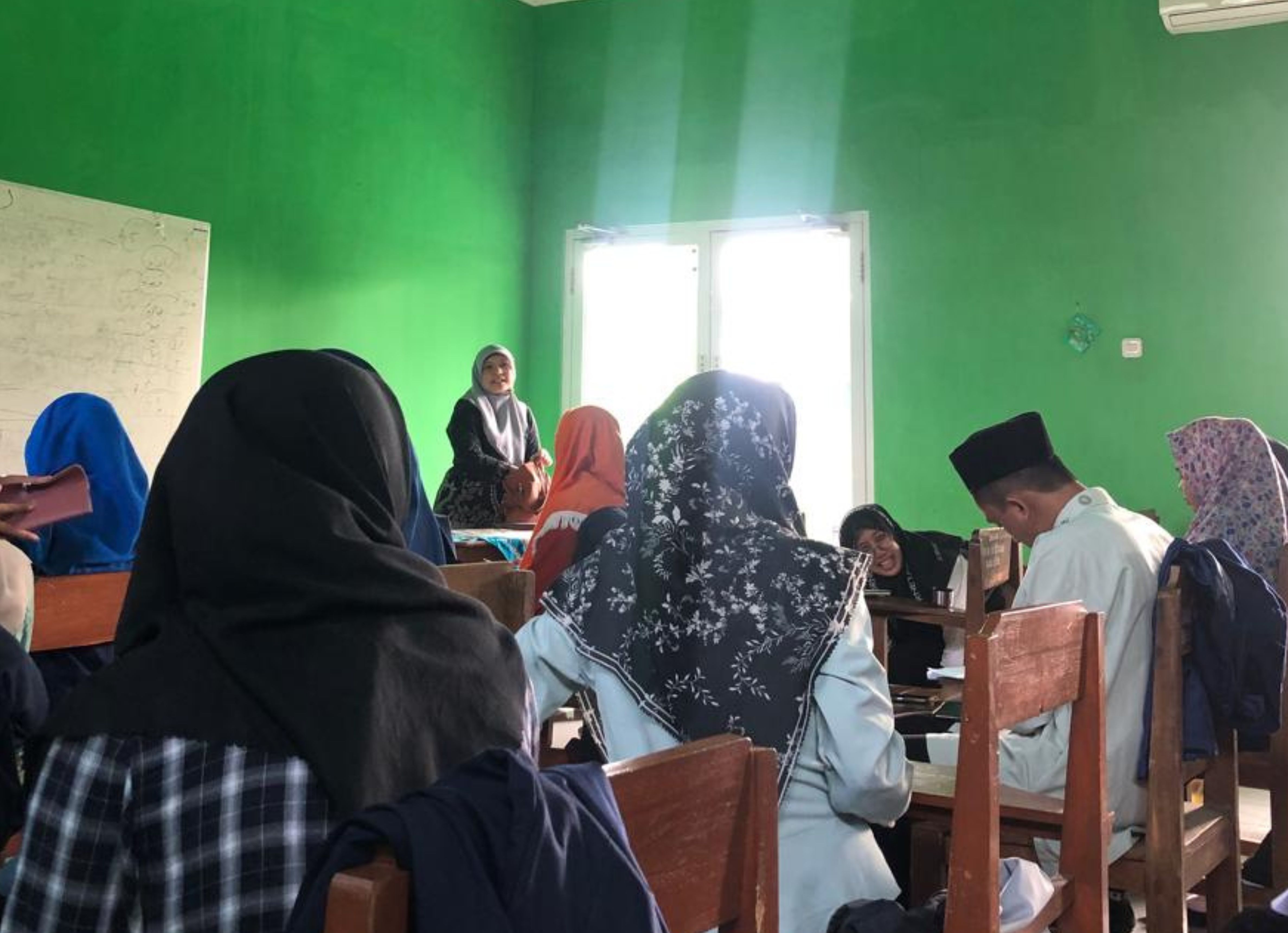 Pekan UTS Semester Ganjil STIT Al-Muslihuun Berjalan Lancar, Mahasiswa Unjuk Kemampuan